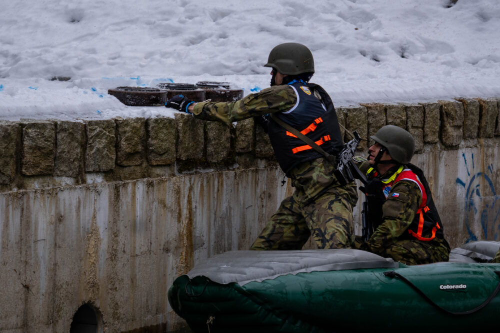 Tomas Petrecek - Winter survival 2026 - Jeseniky